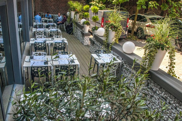 Terrace/Patio 35 of 76