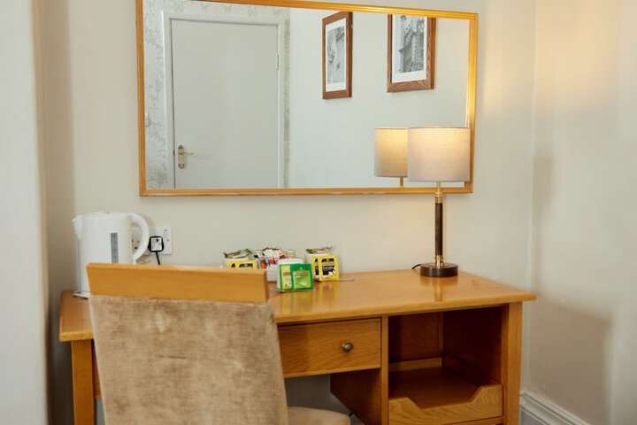 Room 4 of 47