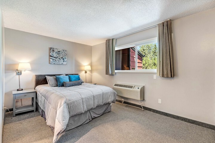 Room 92 of 398