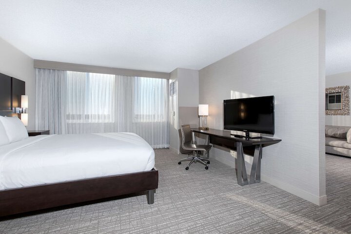 1 King Bed (33 of 41)