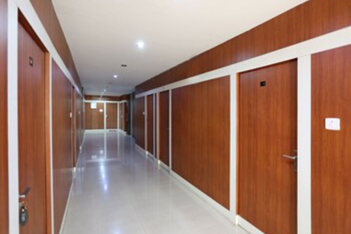 Ballroom/Hall 11 of 31