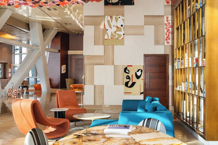 Hotel Interior 10 of 167