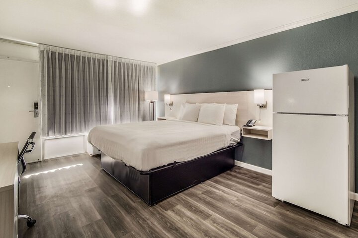 Standard | King Bed (2 of 16)