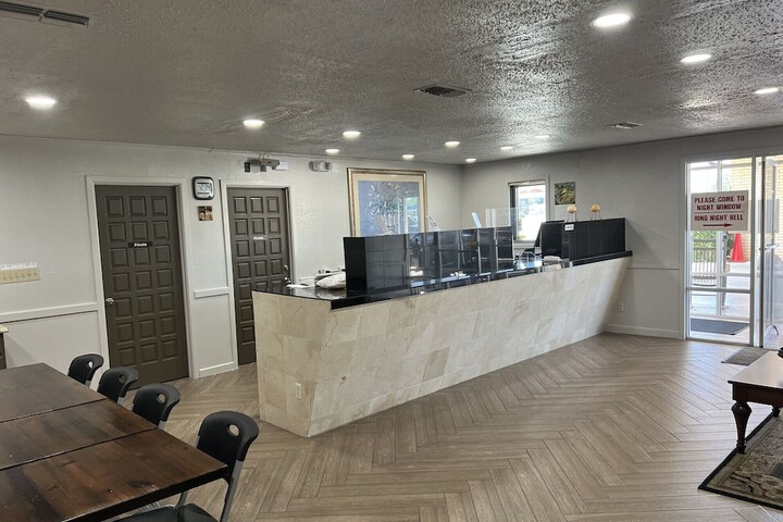 Hotel Interior 7 of 52