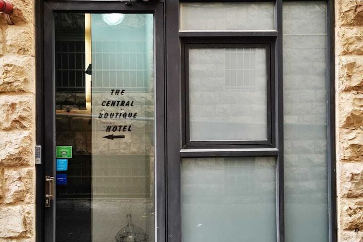 Central Boutique Hotel