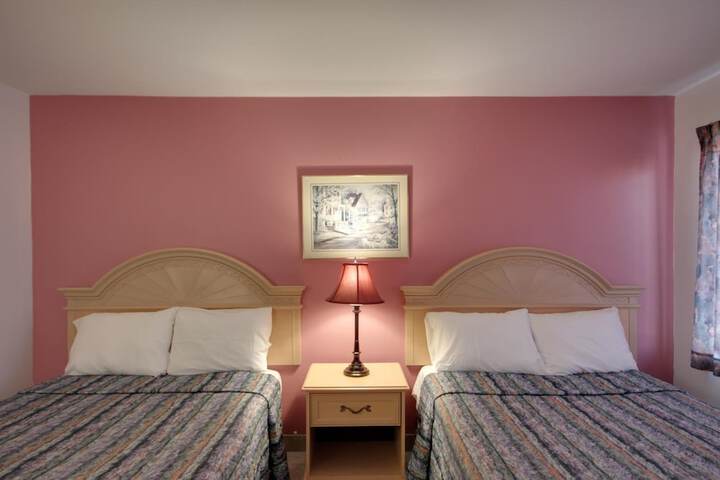 Room 2 of 52