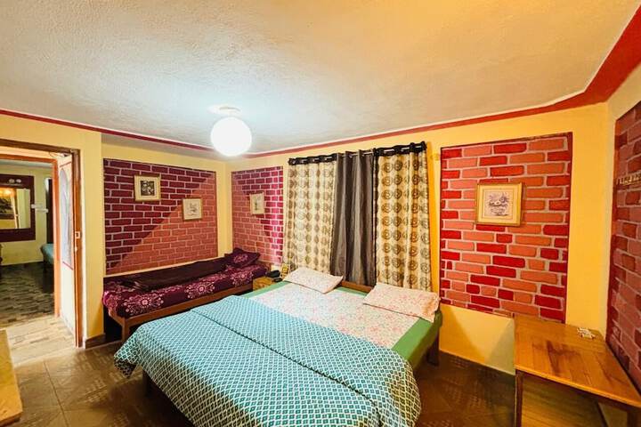 Room 78 of 195
