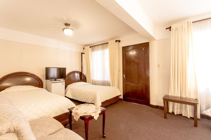 Room 9 of 31