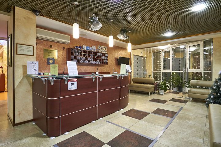 Hotel Interior 4 of 143