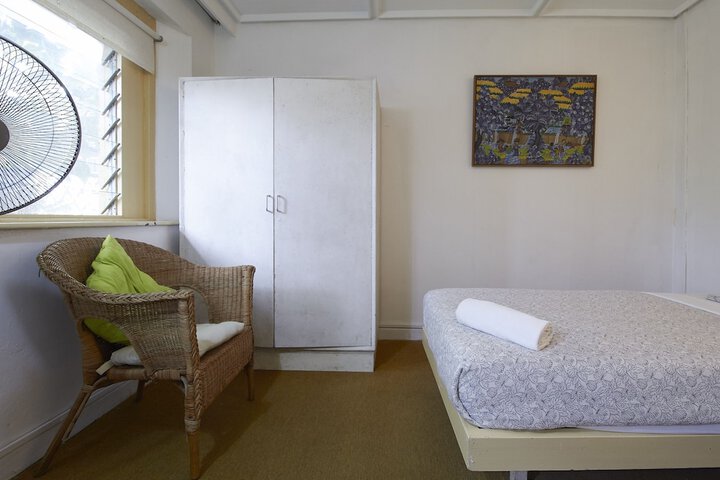 Room 18 of 39