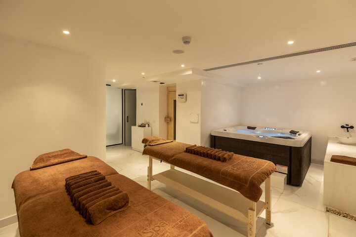 Spa 51 of 74
