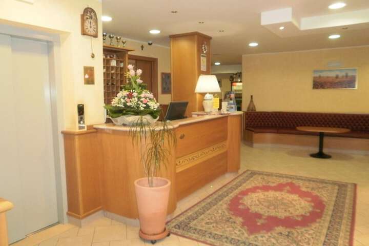 Hotel Interior 4 of 47