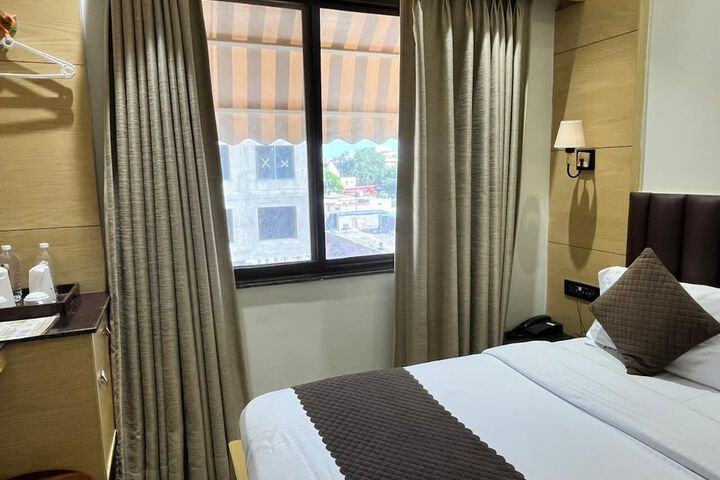 Room 58 of 136