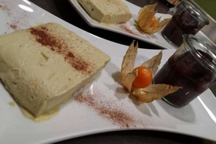 Dining 21 of 28