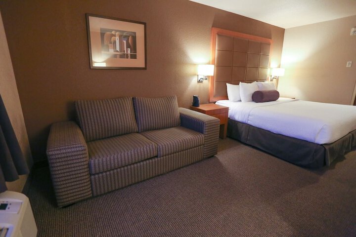 Room 15 of 110