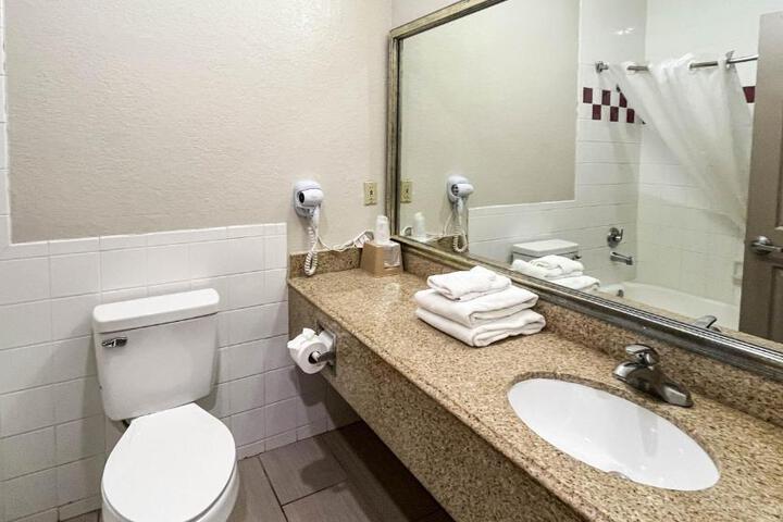 Photo 29