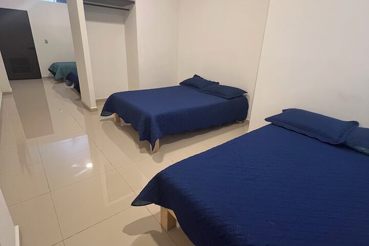 Room 12 of 18