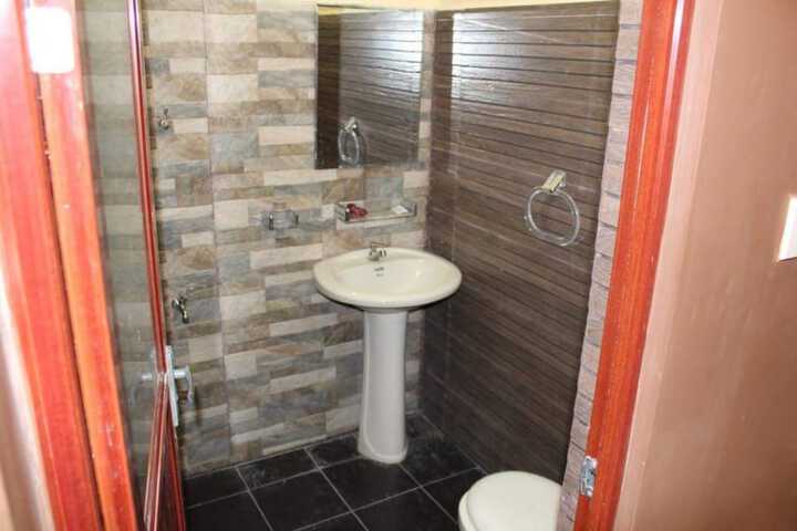 Room 6 of 19