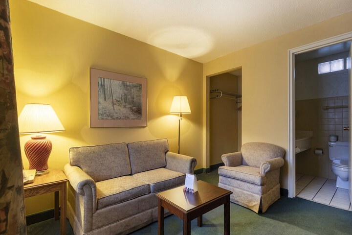 Room 30 of 84