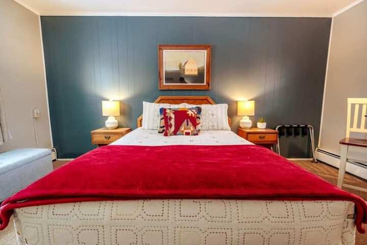 Room 46 of 110
