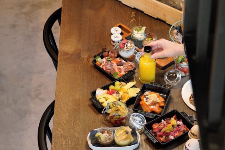 Breakfast/Coffee Service 55 of 67