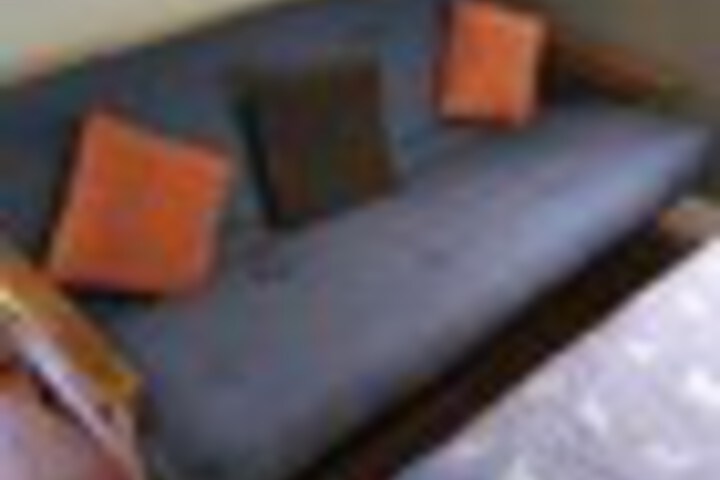 Room 323 of 828