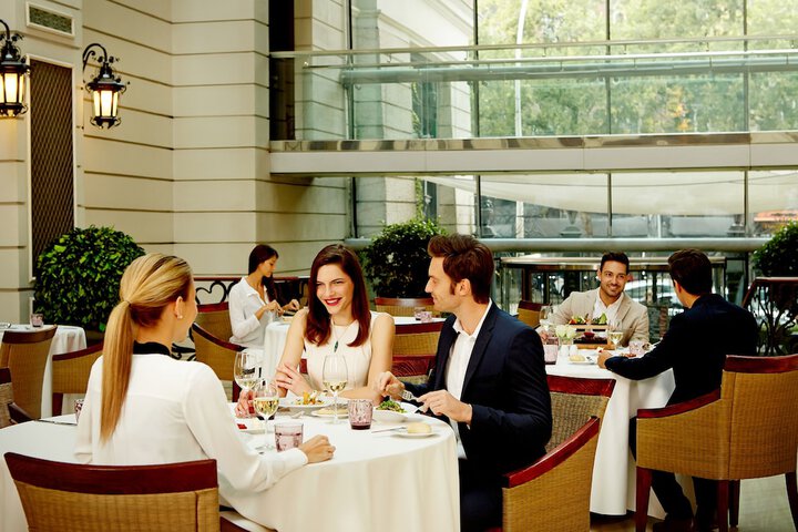 Dining 70 of 80