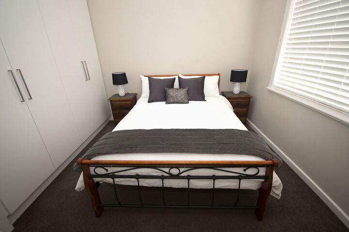 Room 6 of 23