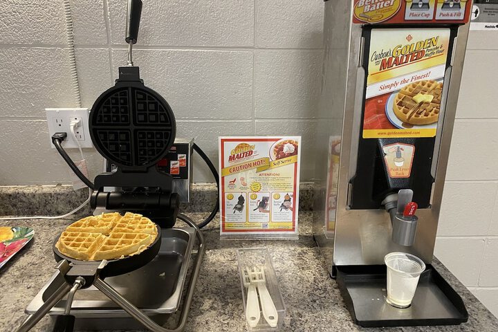 Breakfast/Coffee Service 30 of 32