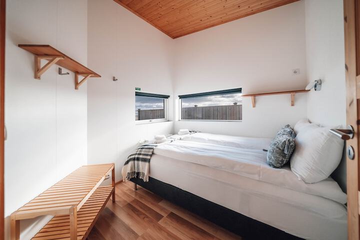 Room 2 of 13