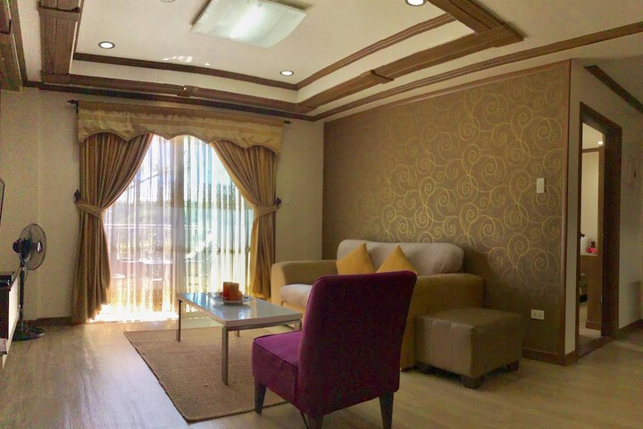 Room 27 of 81