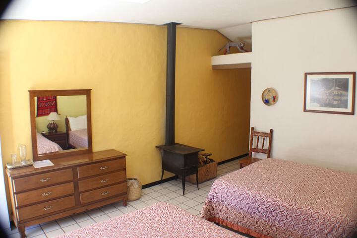 Room 5 of 62