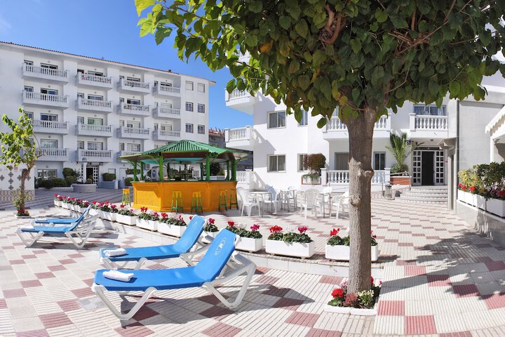 Sundeck