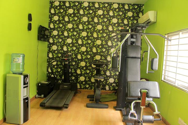 Health and Fitness 24 of 33