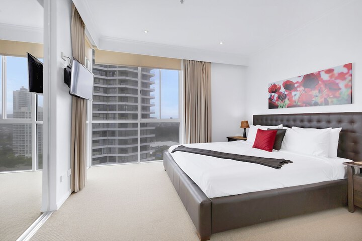 Room 2 of 106