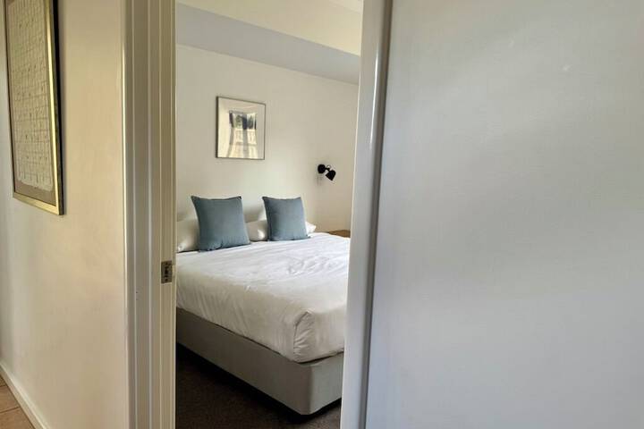 Room 47 of 178