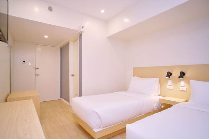 Bridge Hotel Express