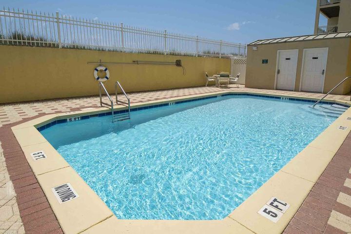 Pool 7 of 8