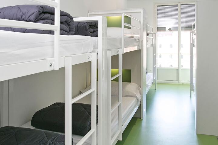 Room 14 of 50
