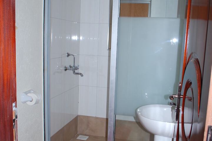 Room 30 of 130