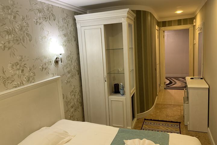 Room 49 of 126