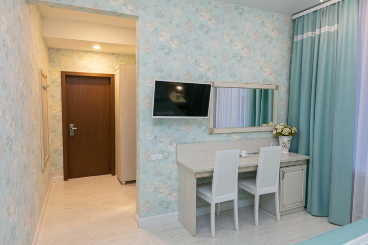 Room 43 of 50