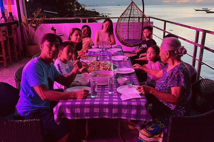 Dining 273 of 336