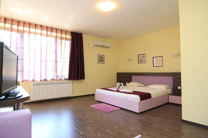 guest_rooms