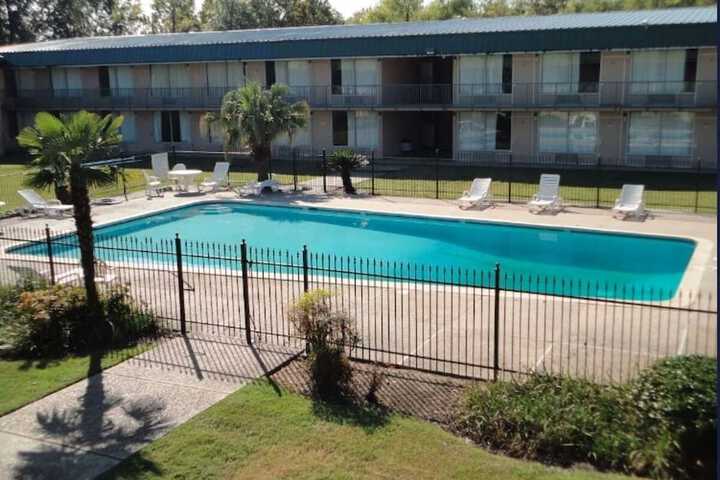 Pool 10 of 12