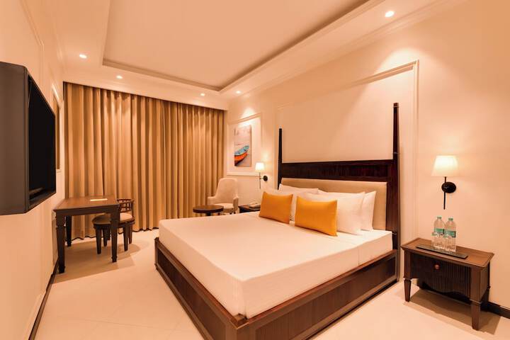 Room 18 of 49