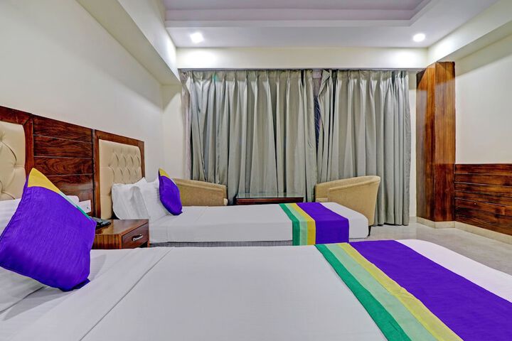 Room 26 of 65
