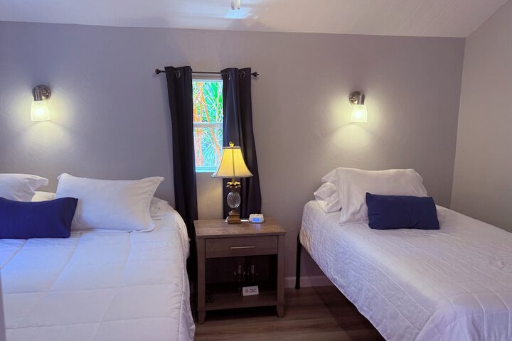 Room 100 of 289