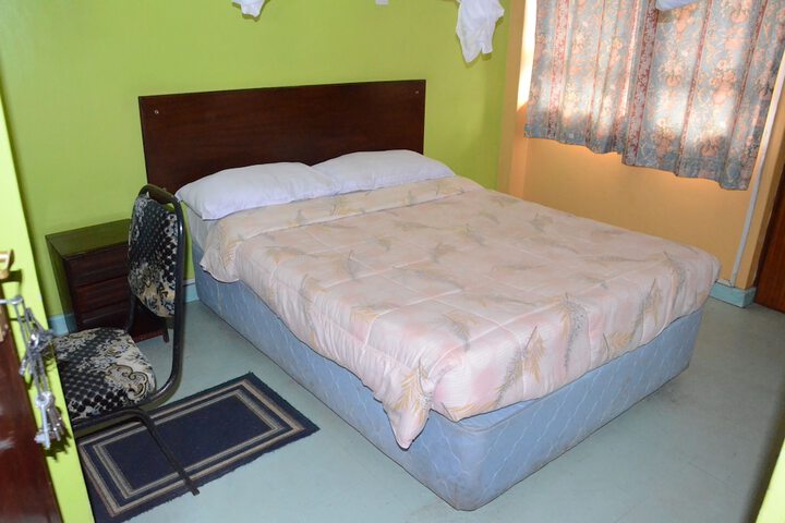 Room 17 of 50
