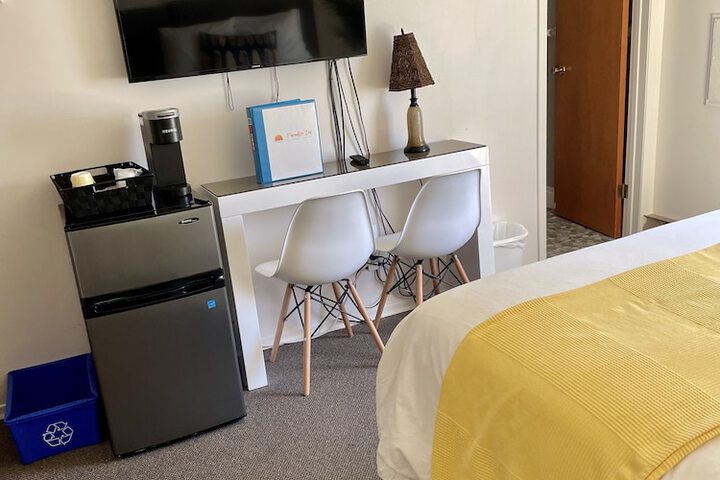Room 26 of 73